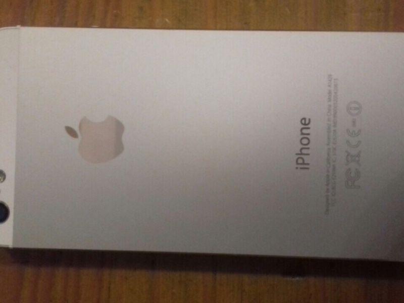 iPhone 5 (sim free)excellent condition