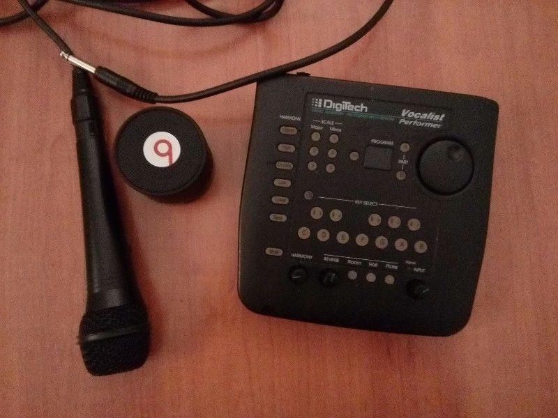 DigiTech vocaliser,microphone and wireless speaker