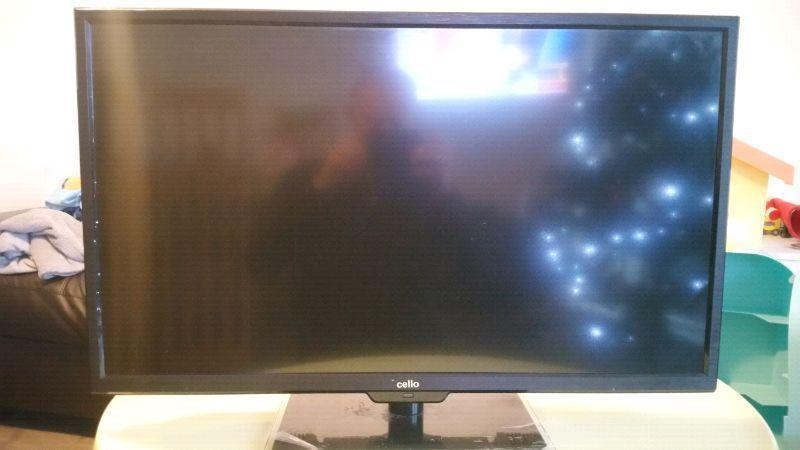 32 inch Full HD Cello LED Tv with USB and saorview