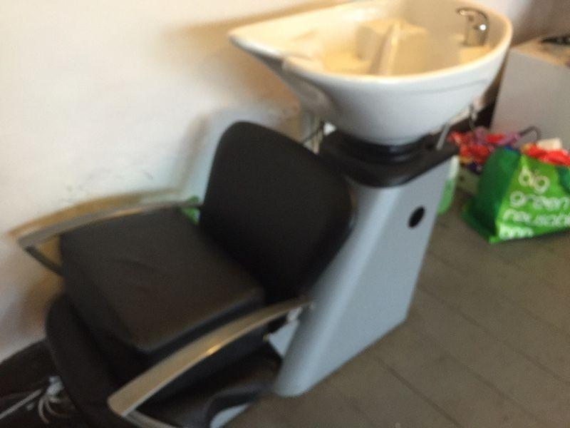 Hairstyling chair and shampoo chair for sell