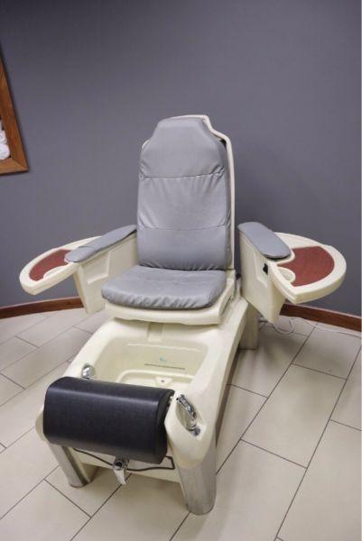 Pedicure Chair With Jet Baths