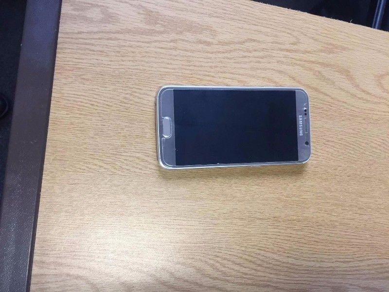 Samsung Galaxy S6 32mg silver unlocked phone 4 sale