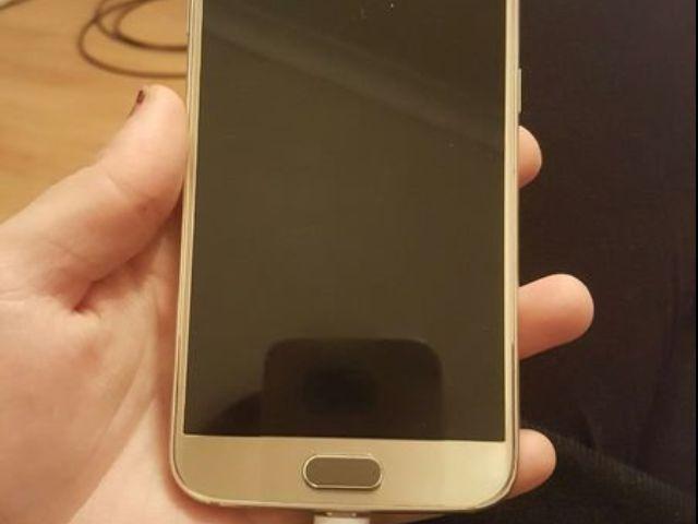 Samsung galaxy s6 QUICK SALE