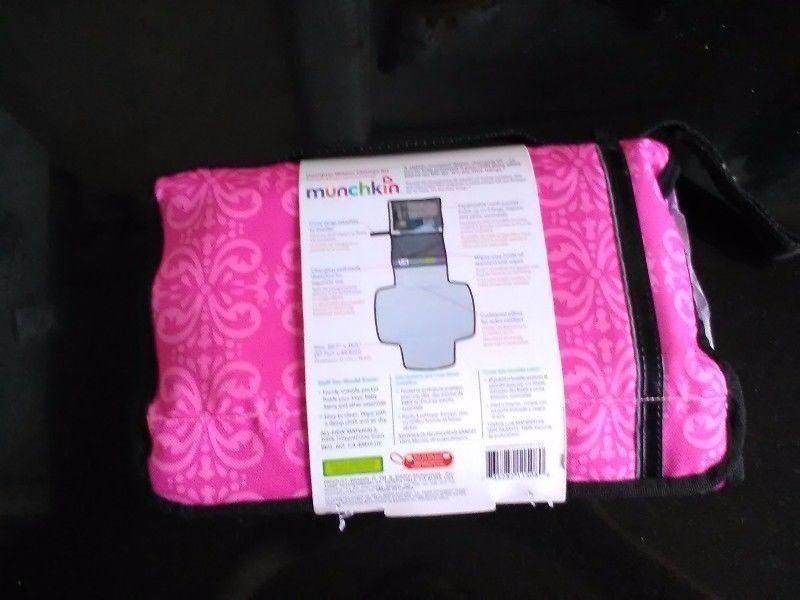 Munchkin nappy changing kit