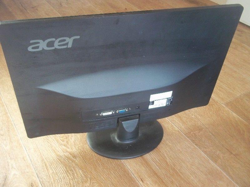 Acer S220HQLBrbd 21.5