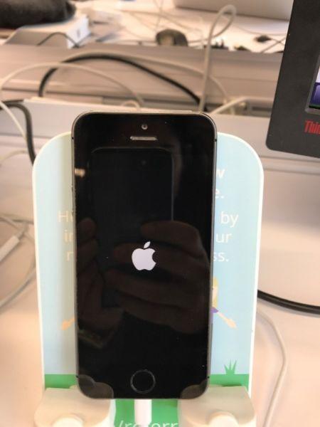 iPhone 5S - 16GB - Unlocked - Perfect condition