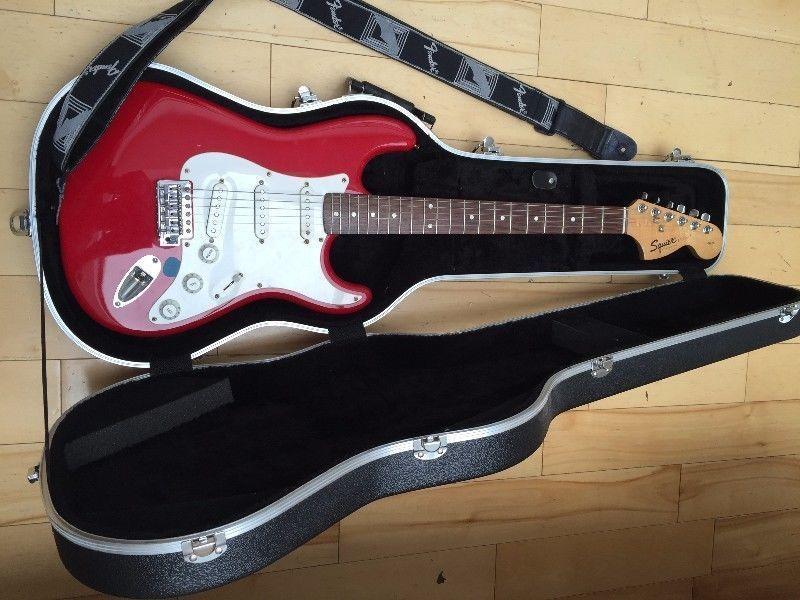 Squire Strat by Fender Electric guitar, ideal for beginner