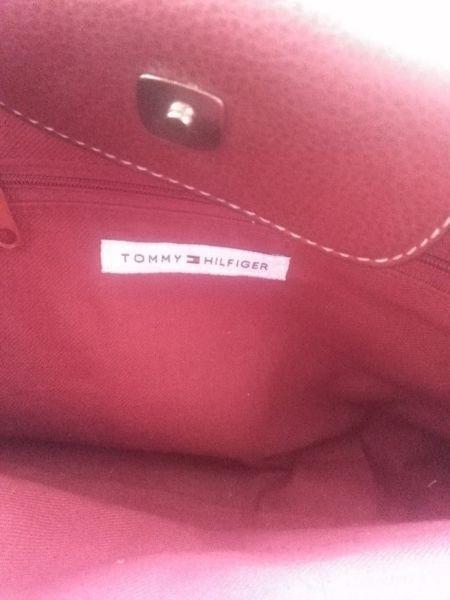 Handbag for sale tommy hilfigure