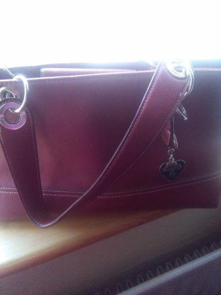 Handbag for sale tommy hilfigure
