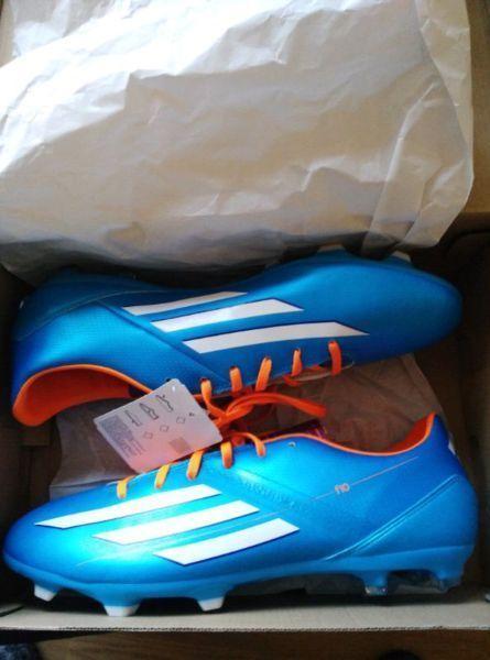 Adidas f10, football boots