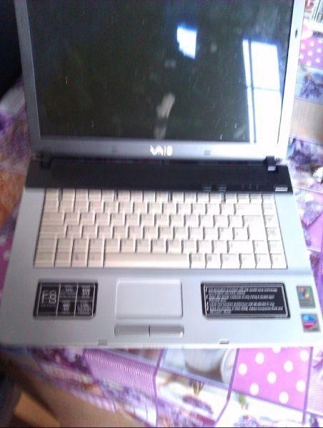 3 laptops for sale/for parts