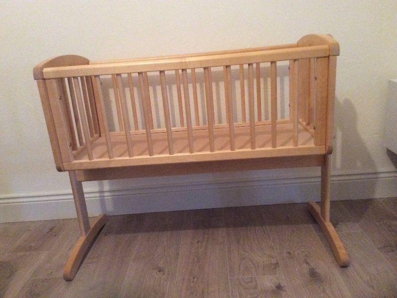 1 Baby Crib for sale - Excellent condition - like new! (In the Douglas/Turners Cross areas)