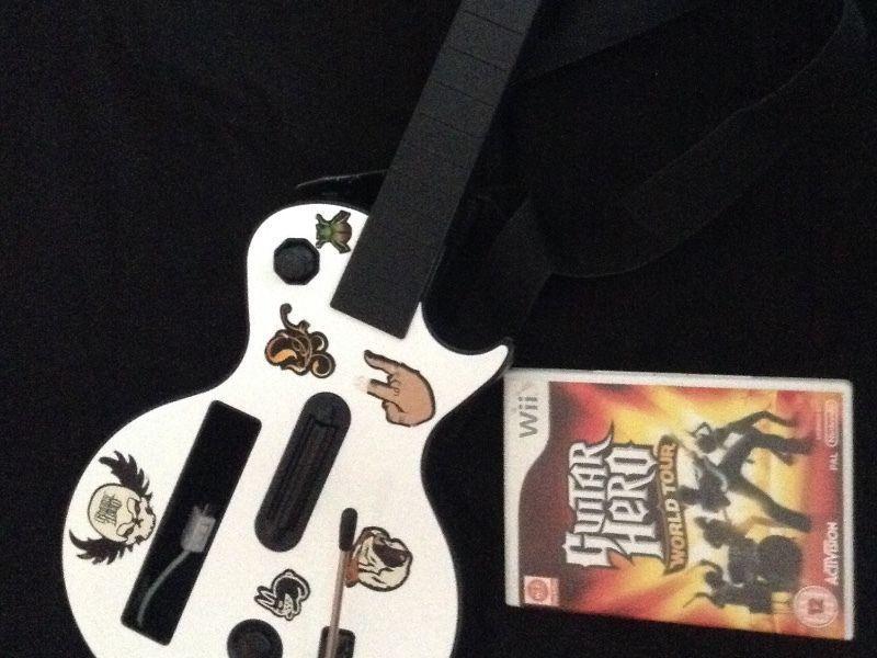 Nintendo Wii: Guitar Hero World Tour +Guitar