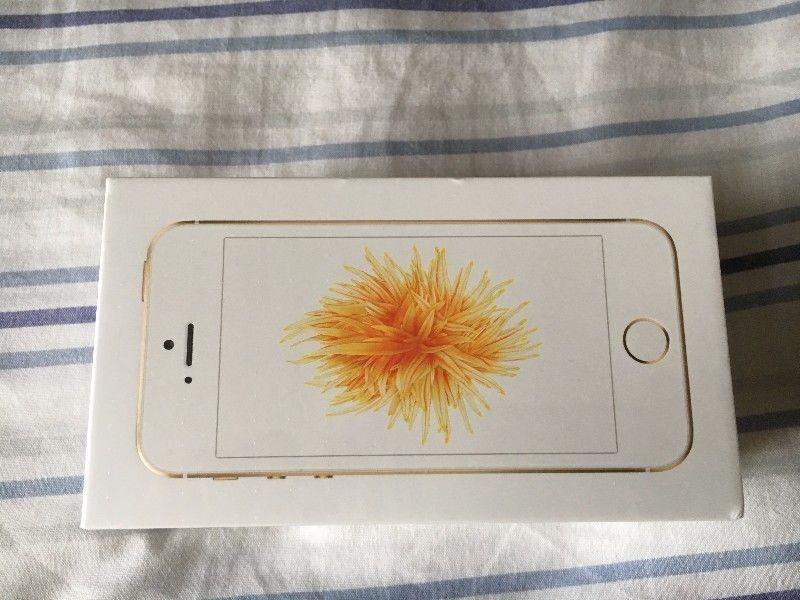 Iphone SE Gold 16gb Sim Free With Receipt