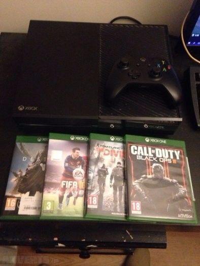 Xbox One with games