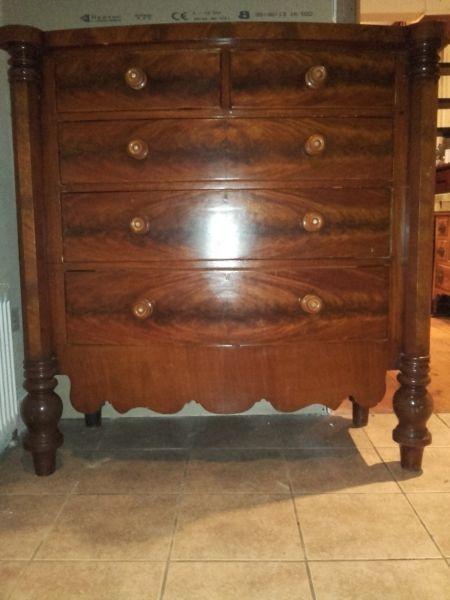 Victorian bow front chest drawers