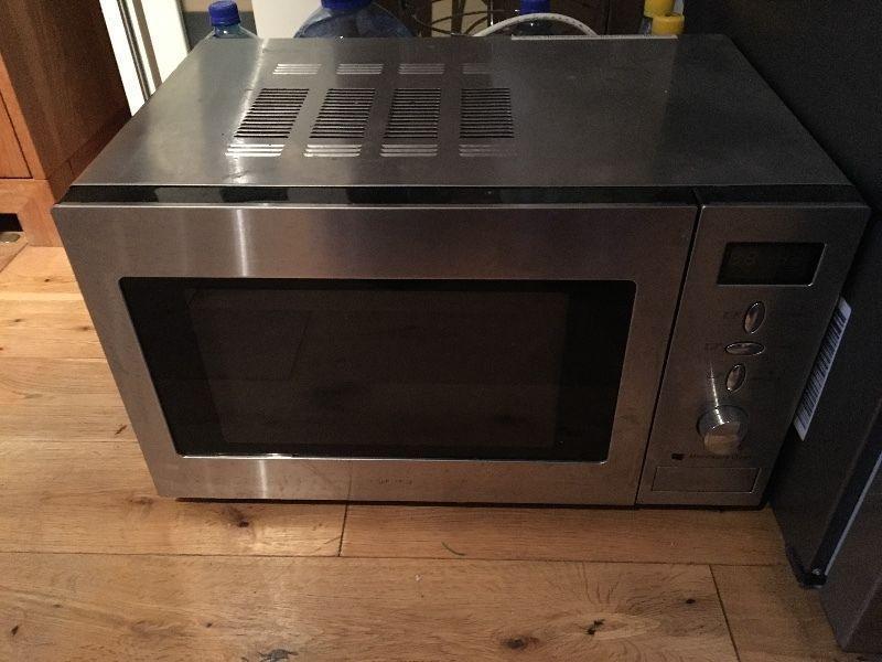 High Power Microwave for Sale - Great Condition!