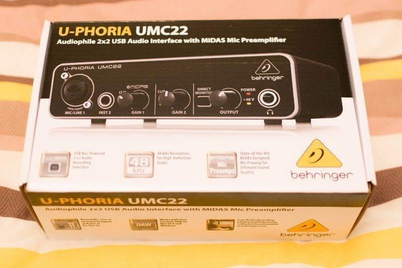 Behringer Uphoria UMC22 USB audio interface