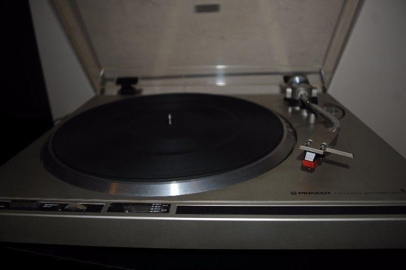 Turntable Pioneer PL 100 a classic in a very good shape - SALE