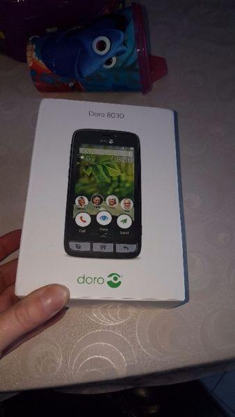 Doro smart phone 8030