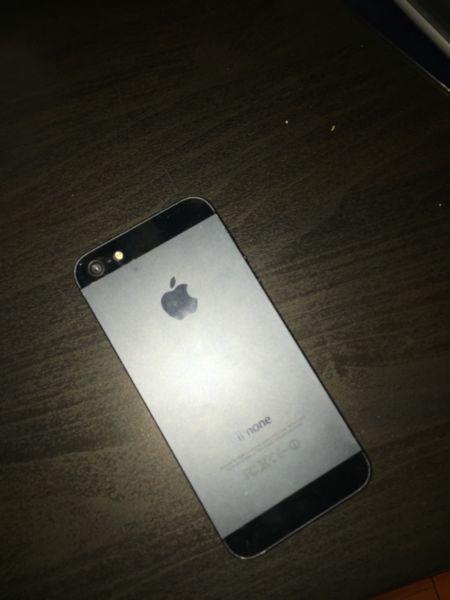 iPhone 5 16GB Unlocked Mint Condition