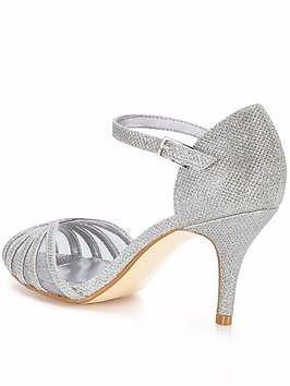 Formal / bridemaids shoes size 4 and 6 available