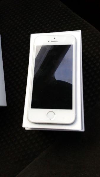 Brand new iPhone SE
