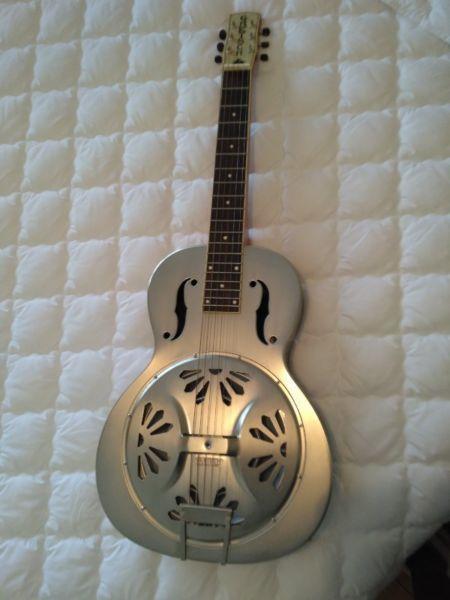 Gretsch G9231 Bobtail Steel Square-Neck Acoustic-Electric Resonator Guitar