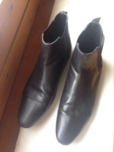 Black Men's Boots - Ben Sherman (size 9)