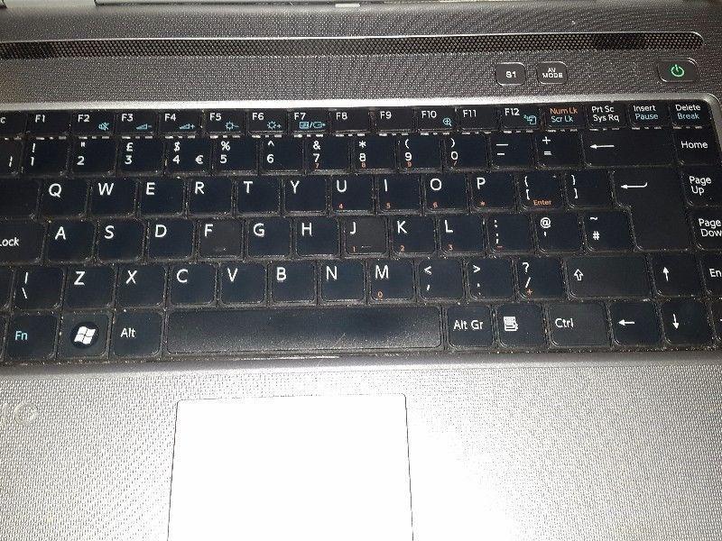 Sony Vaio silver laptop model PCG-7134M