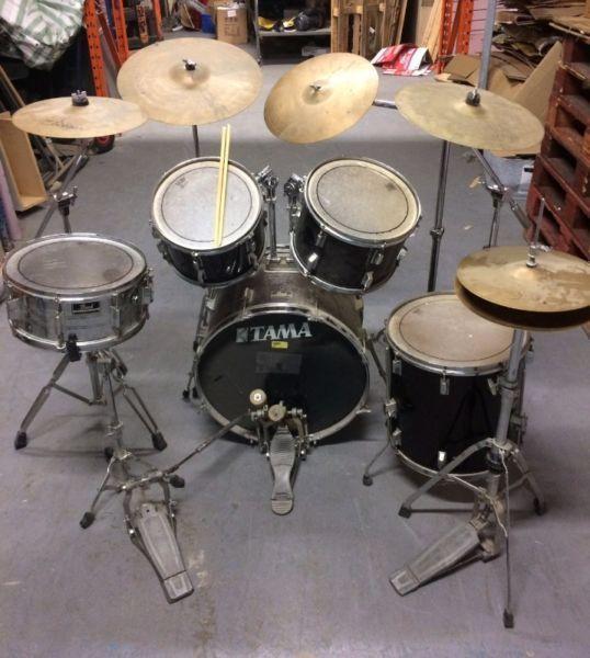 5 Piece Pearl Drum Kit