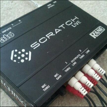 DJ Serato scratch live box Rane with New Serato control vinyl