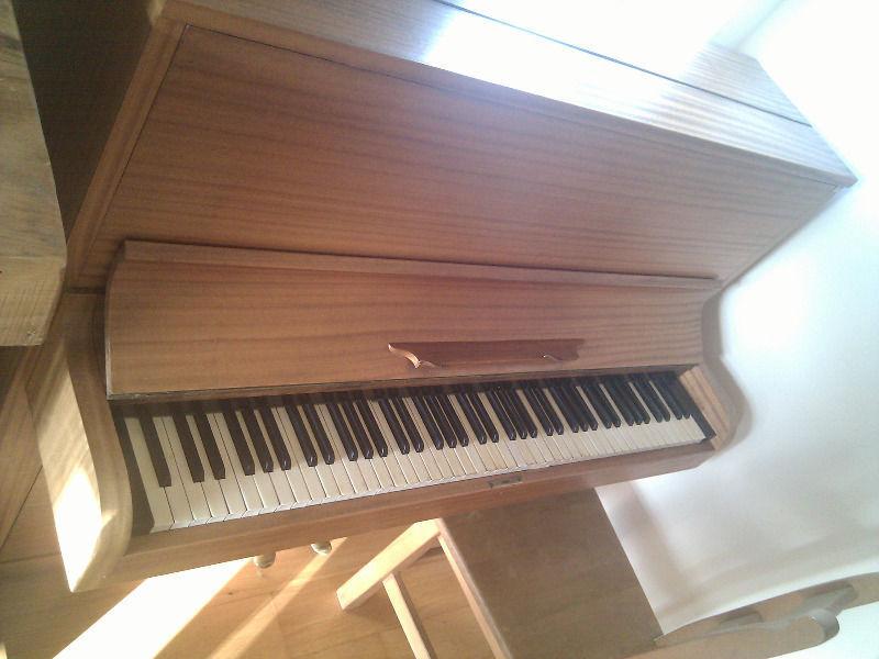 upright piano, recently tuned