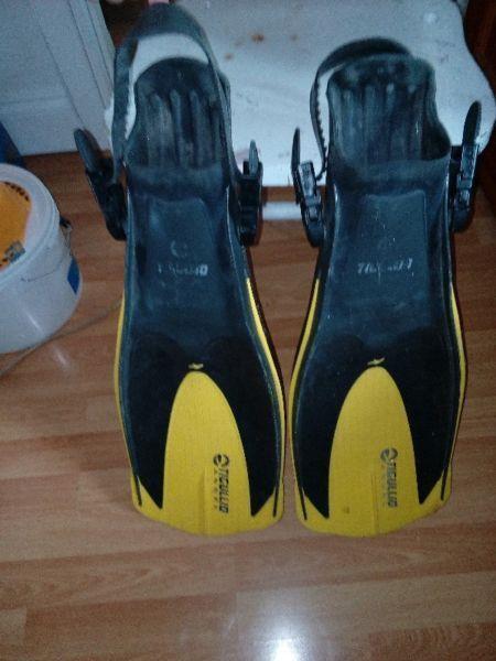 Scuba diving fins