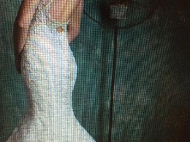 NEVER WORN or UNALTERED Allure Couture Wedding DresS