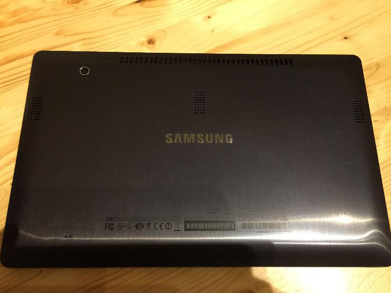 Samsung 700T Slate\Tablet (XE700T1A-A03UK)