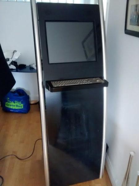 Free Display Stand PC