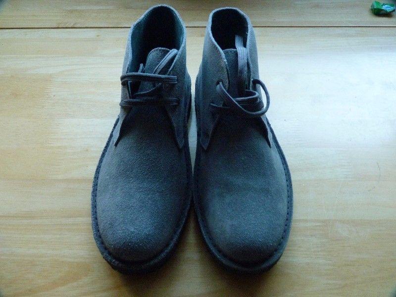 Brand new Benetton sued women's shoes size 38 gray