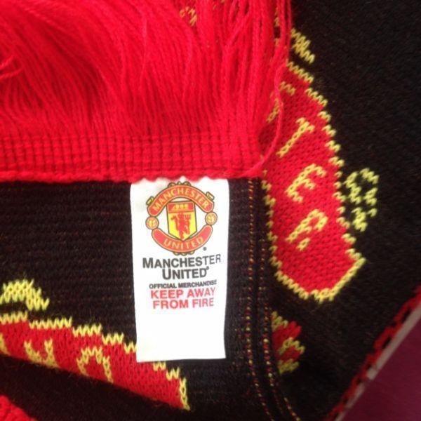 Manchester United Authentic Scarf and Banner