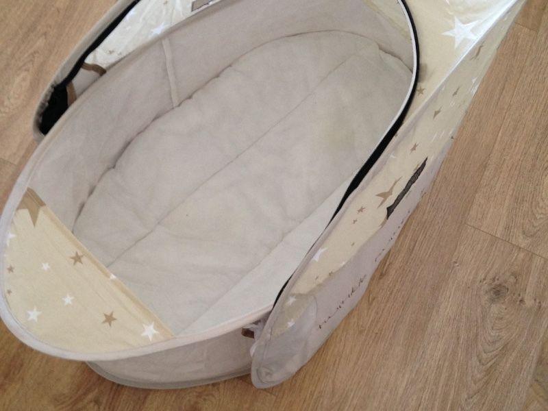 Koodi pop-up travel moses basket