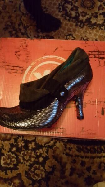 IRREGULAR CHOICE SHOES