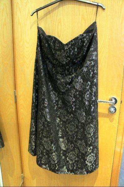 Black/silver strapless dress size 24