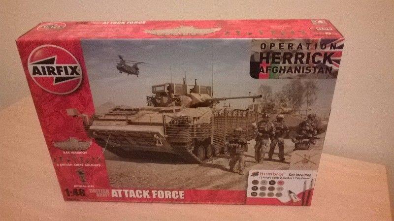 Airfix Model British Army Attack Force Gift Set