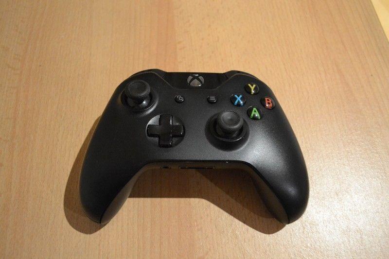 Xbox One, 1TB, 1 controller