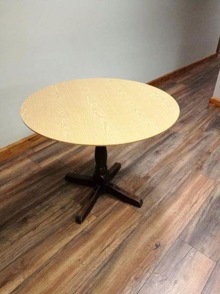 5 Bistro tables excellent condition