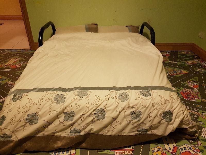 Two seater Futon pull out bed