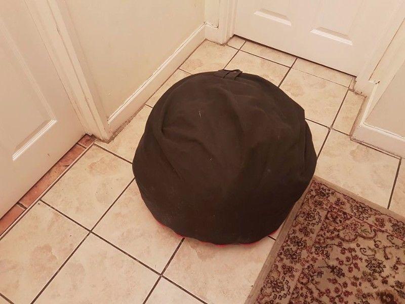 Beanbag- Black Beanbag- Great deal