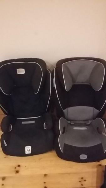 2 x Britax car seats. Up to 36kg. With Isofix