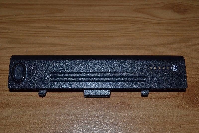 Dell XPS M1330, Dell Inspiron 1318 Laptop Battery WR050