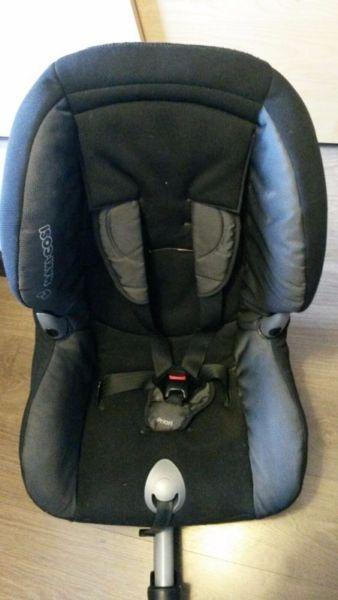 Maxi Cosi inclinable infant car seat